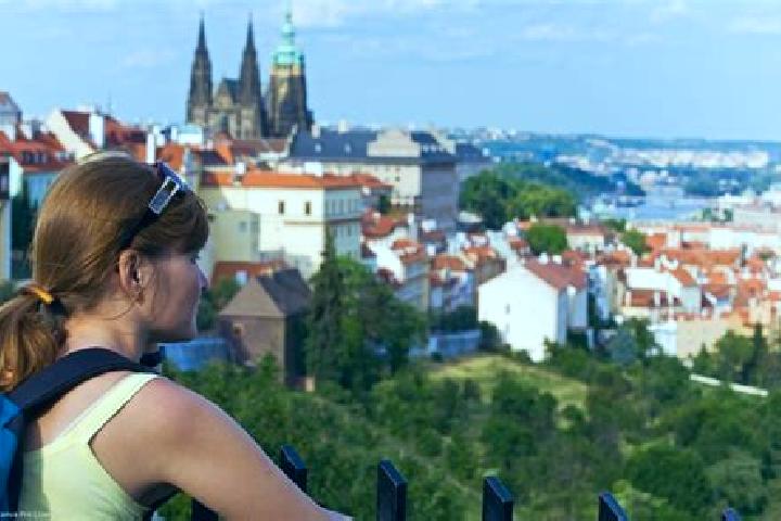 Eleanor, 28 — Escort in Letnany, Czech Republic