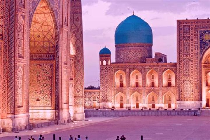 Eleanor, 28 — Escort in Qiziltepa, Uzbekistan