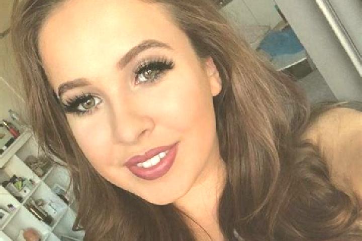 Eleanor, 29, a black grey-eyed mixed companion based in North Rustico. Offering Prostate Massage, Striptease, Roleplay, A-Level. Available for incall and out...