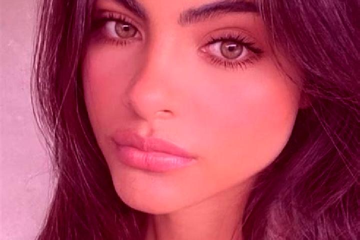 Eleanor, 29, a brunette dark-eyed middle eastern companion based in Barmaryee. Offering Tantra, BDSM, 69. Available for incall and outcall, overnight booking...