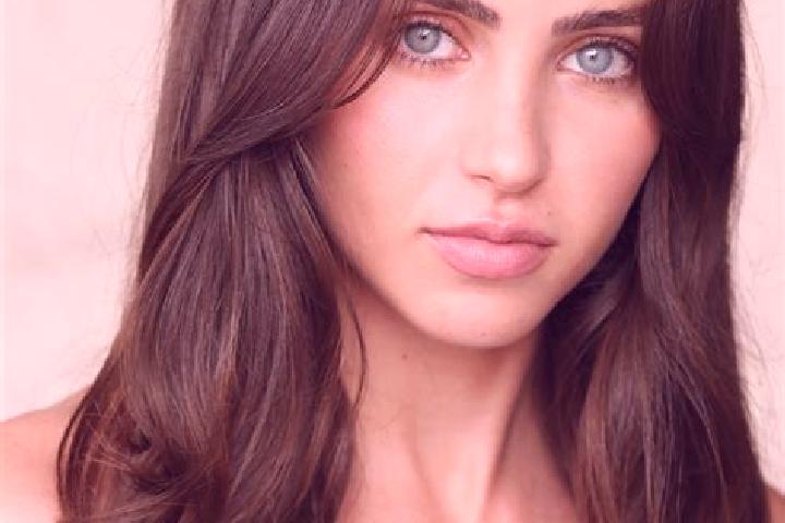 Eleanor, 29, a brunette dark-eyed slavic companion based in San Gregorio. Offering Prostate Massage, BDSM, Girlfriend Experience, Fetish. Available for incal...