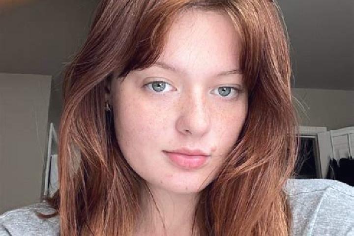 Eleanor, 29, a red blue-eyed caucasian companion based in Nambira. Offering Travel Companion, Dinner Date. Available for incall and outcall, day and evening ...