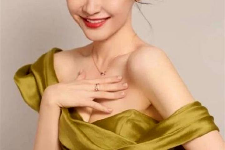 Eleanor, 29 — Escort in Jinjing, China