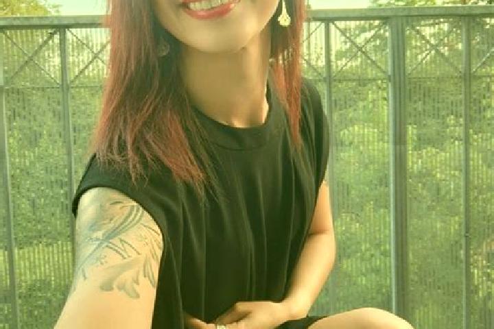 Eleanor, 29 — Escort in Montrejeau, France