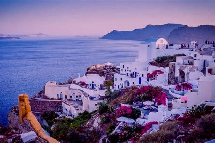Eleanor, 29 — Escort in Pappadates, Greece