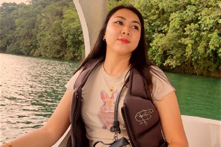 Eleanor, 29 — Escort in Tatau, Malaysia