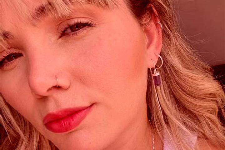 Eleanor, 29 — Escort in Vazante, Brazil