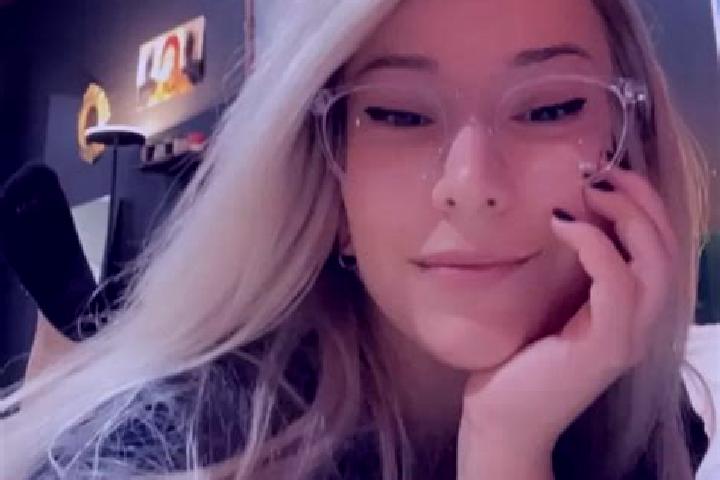 Eleanor, 30, a blonde grey-eyed middle eastern companion based in Batehaven. Offering 69, BDSM, Prostate Massage, Fetish. Available for incall and outcall, o...