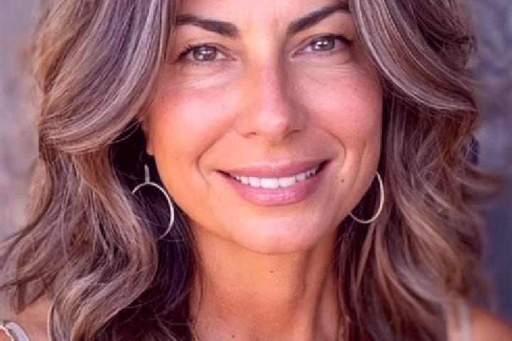 Eleanor, 30, a brunette grey-eyed middle eastern companion based in Cecelice. Offering Girlfriend Experience, BDSM, CIM. Available for incall and outcall, da...