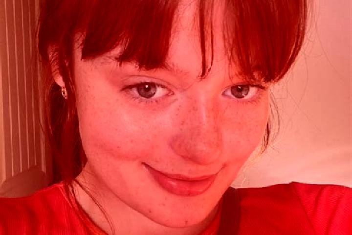 Eleanor, 30, a red green-eyed caucasian companion based in Markusy. Offering Prostate Massage, Dinner Date, Fetish. Available for incall and outcall, overnig...