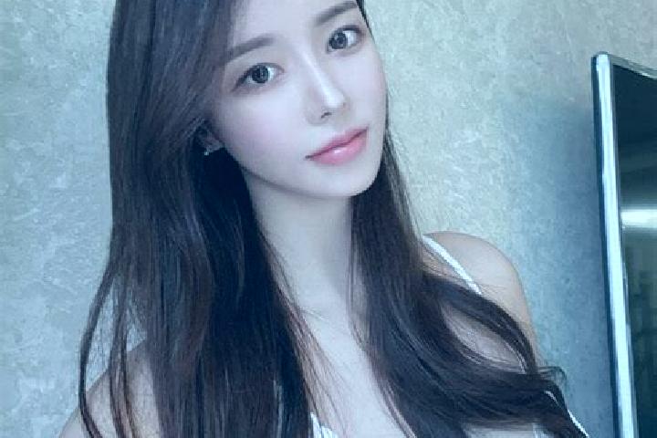 Eleanor, 30 — Escort in Yuepuhu, China