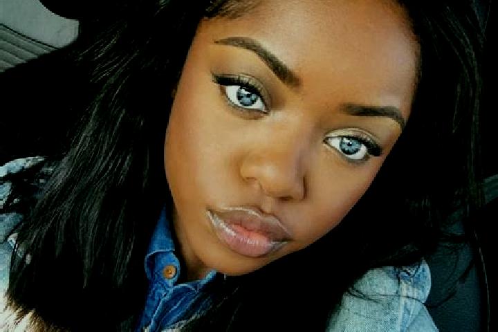Eleanor, 31, a auburn blue-eyed ebony companion based in Normanview. Offering Striptease, Party Girl. Available for incall and outcall, day and evening dates.