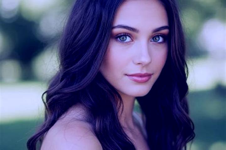 Eleanor, 31, a black brown-eyed european companion based in Badaran. Offering Massage, Roleplay. Available for incall and outcall, day and evening dates.