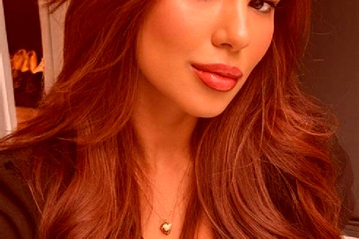 Eleanor, 31, a chestnut brown-eyed latina companion based in Tumlehed. Offering Domination, 69, Prostate Massage, Erotic Massage, A-Level. Available for inca...