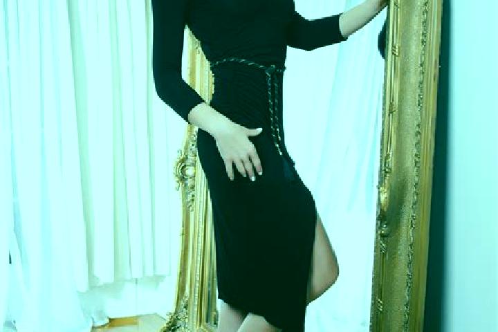 Eleanor, 31, a dark blonde dark-eyed european companion based in Baird. Offering Domination, OWO, GFE, A-Level, Couples. Available for incall and outcall, da...