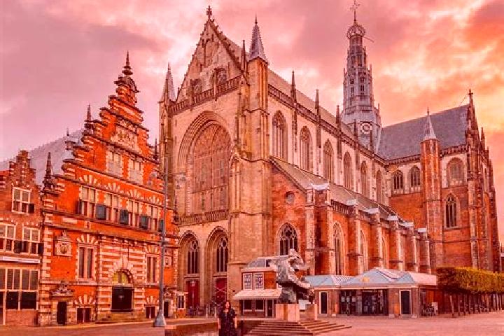 Eleanor, 31 — Escort in Haarlem, Netherlands