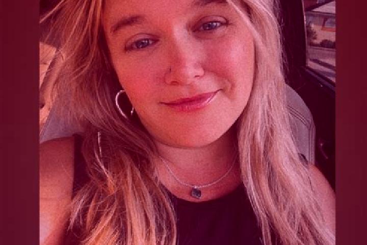 Eleanor, 31 — Escort in Withamsville, United States
