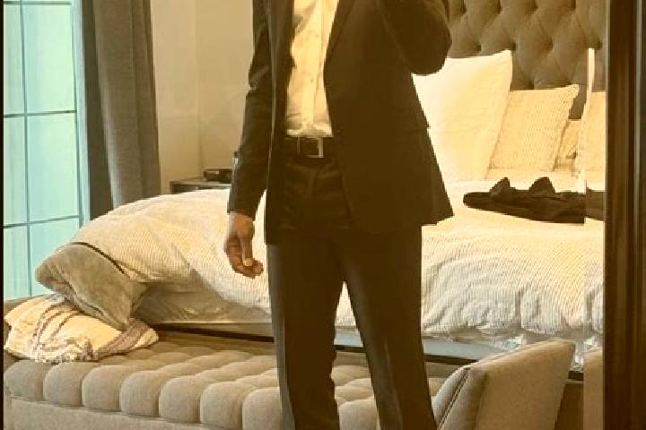 Eleanor, 32, a black dark-eyed ebony companion based in Saanich. Offering Erotic Massage, Couples, Striptease. Available for incall and outcall, day and even...