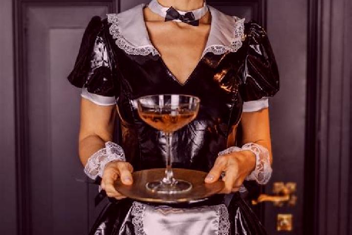 Eleanor, 32, a black dark-eyed mixed companion based in Furano. Offering GFE, Domination, Travel Companion. Available for incall and outcall, overnight booki...