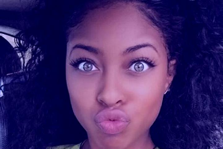 Eleanor, 32, a black green-eyed ebony companion based in Marktschorgast. Offering 69, Dinner Date, CIM, Erotic Massage, A-Level. Available for incall and out...
