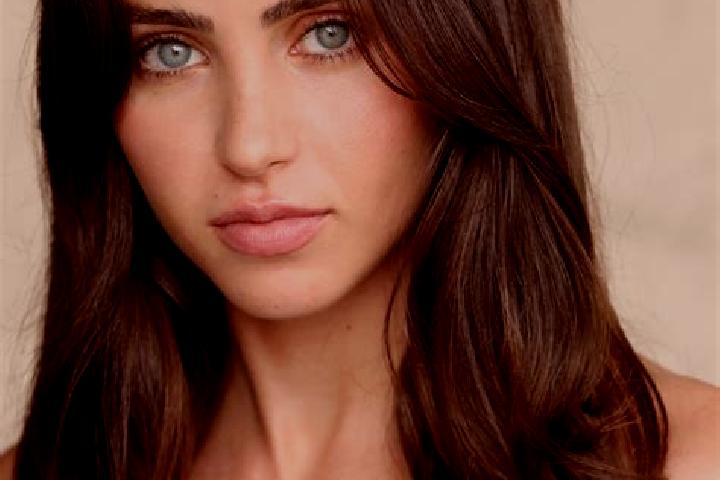 Eleanor, 32, a brunette brown-eyed latina companion based in Kuxeb. Offering Fetish, GFE. Available for incall and outcall, overnight bookings available.