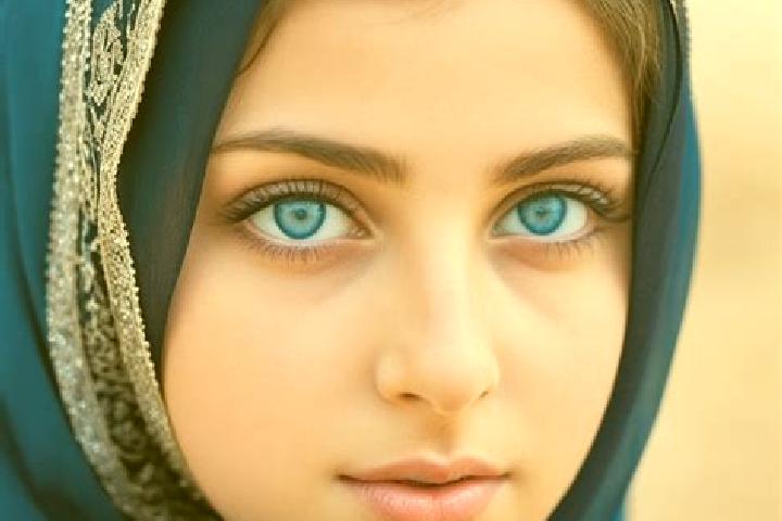 Eleanor, 32, a chestnut blue-eyed middle eastern companion based in Mehren. Offering CIM, Massage, Domination, A-Level, Travel Companion. Available for incal...