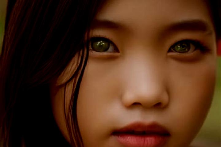 Eleanor, 32, a chestnut green-eyed asian companion based in Kennington. Offering Domination, Erotic Massage, OWO, Duos. Available for incall and outcall, ove...