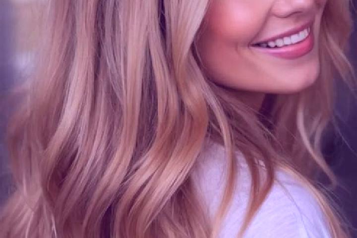 Eleanor, 32, a dark blonde hazel-eyed mediterranean companion based in Gabes. Offering Massage, Tantra, Prostate Massage. Available for incall and outcall, o...