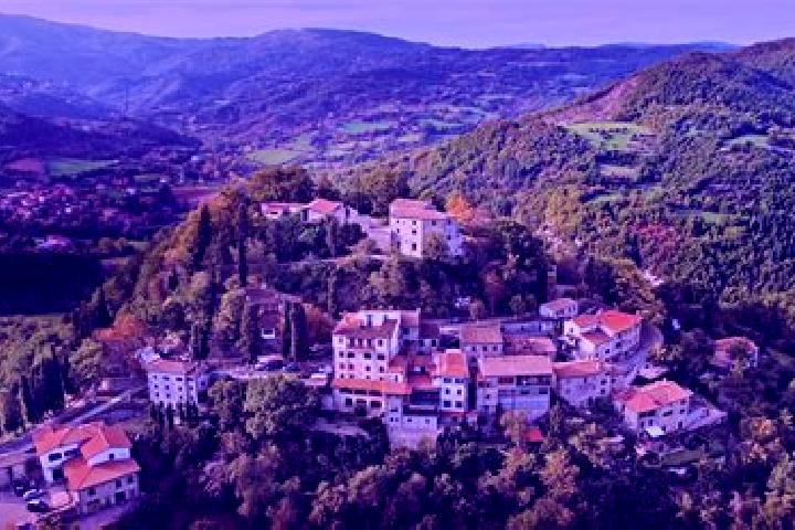 Eleanor, 32 — Escort in Caprese Michelangelo, Italy
