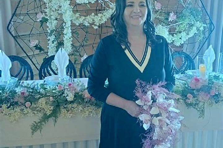Eleanor, 32 — Escort in Krzeczowice, Poland