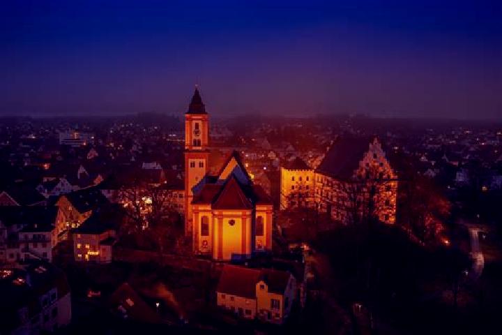 Eleanor, 32 — Escort in Roggenburg, Germany