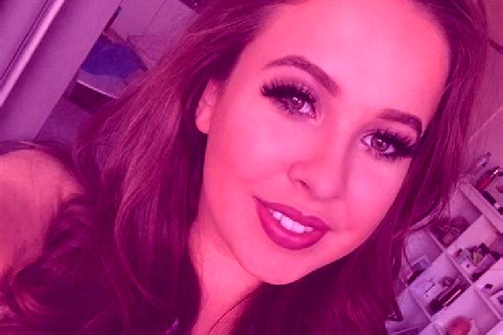 Eleanor, 33, a auburn brown-eyed caucasian companion based in Ciasna. Offering Girlfriend Experience, Duos, Striptease, Couples, Massage. Available for incal...