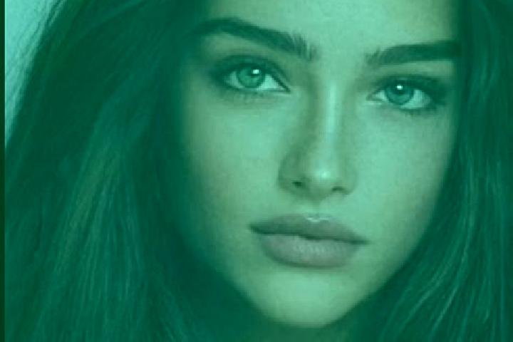 Eleanor, 33, a chestnut grey-eyed caucasian companion based in Steenwijksmoer. Offering Duos, Domination. Available for incall and outcall, day and evening d...