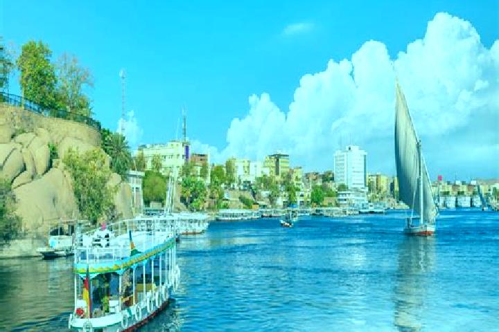 Eleanor, 33 — Escort in Al Ibrahimiyah, Egypt