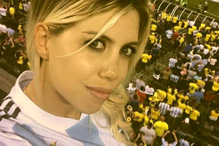 Eleanor, 33 — Escort in Colonia Wanda, Argentina