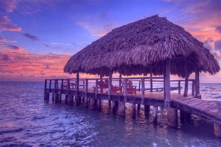 Eleanor, 33 — Escort in Paraiso, Belize