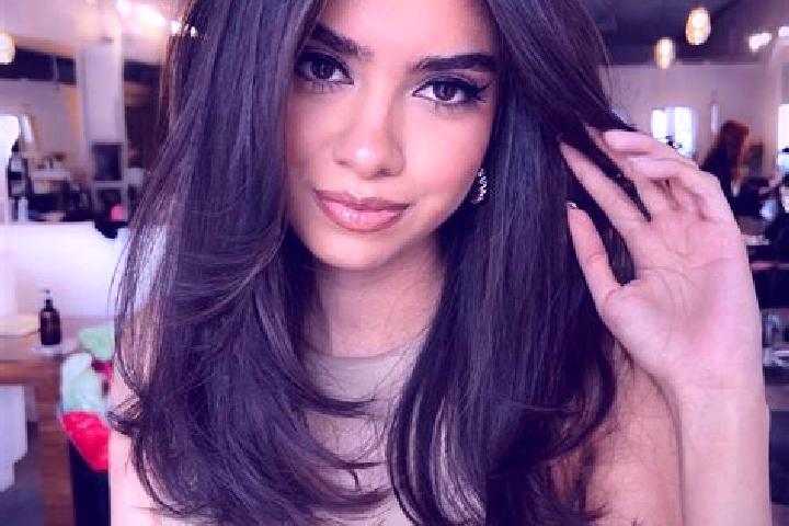 Eleanor, 33 — Escort in Varfurile, Romania
