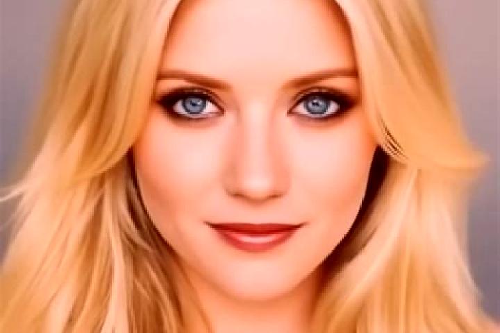 Eleanor, 34, a blonde blue-eyed caucasian companion based in Tenman. Offering Fetish, Overnight, Couples. Available for incall and outcall, day and evening d...