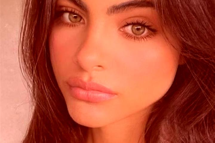 Eleanor, 34, a brunette green-eyed european companion based in Vadakkumbagam. Offering Deep French Kissing, Massage, Girlfriend Experience. Available for inc...
