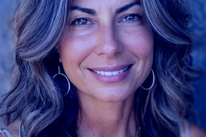 Eleanor, 34, a brunette grey-eyed european companion based in Ebchester. Offering 69, Travel Companion, Tantra, Dinner Date. Available for incall and outcall...