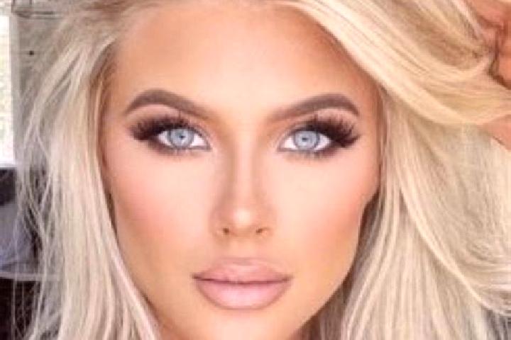 Eleanor, 34, a platinum blonde brown-eyed slavic companion based in Hennaya. Offering Prostate Massage, Tantra, Striptease. Available for incall and outcall,...