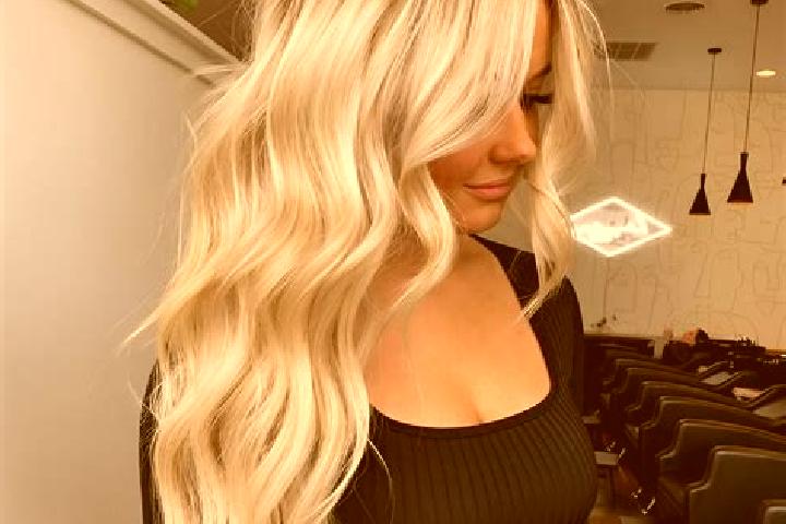 Eleanor, 34, a platinum blonde dark-eyed european companion based in Aketi. Offering Prostate Massage, 69, Party Girl, Couples, Striptease. Available for inc...