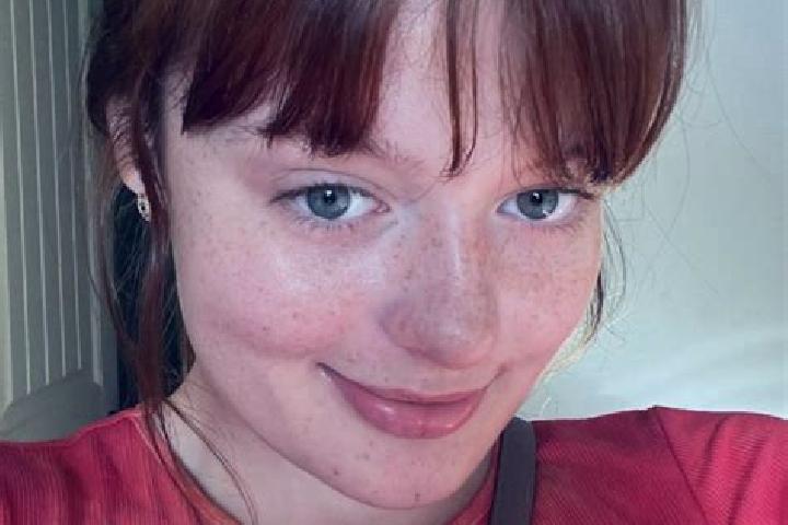 Eleanor, 34, a red grey-eyed latina companion based in Trott Park. Offering Massage, Dinner Date, Striptease, Couples. Available for incall and outcall, over...