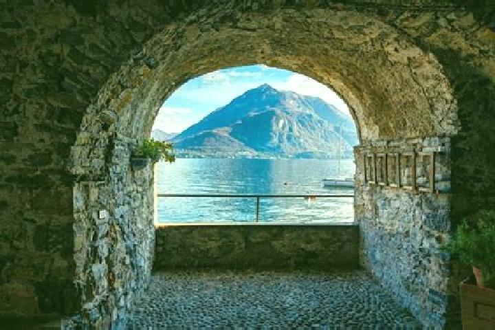Eleanor, 34 — Escort in Fai della Paganella, Italy