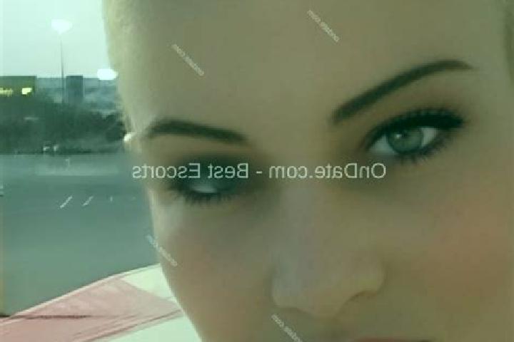 Eleanor, 34 — Escort in Han airike, China