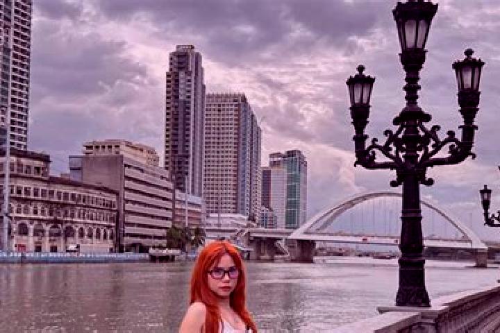 Eleanor, 34 — Escort in Valky, Ukraine