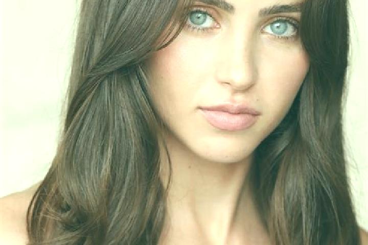 Eleanor, 35, a auburn brown-eyed caucasian companion based in Abdipasa. Offering Erotic Massage, Roleplay, BDSM, Duos, Massage. Available for incall and outc...