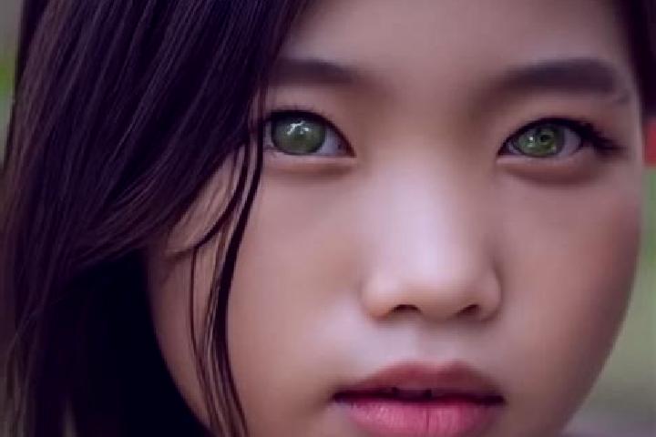 Eleanor, 35, a chestnut green-eyed asian companion based in Barbosi. Offering Massage, Duos, BDSM. Available for incall and outcall, overnight bookings avail...