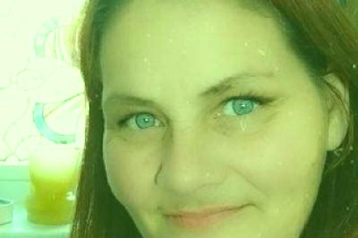 Eleanor, 35, a red dark-eyed ebony companion based in Guckingen. Offering Erotic Massage, CIM, A-Level, Domination. Available for incall and outcall, day and...