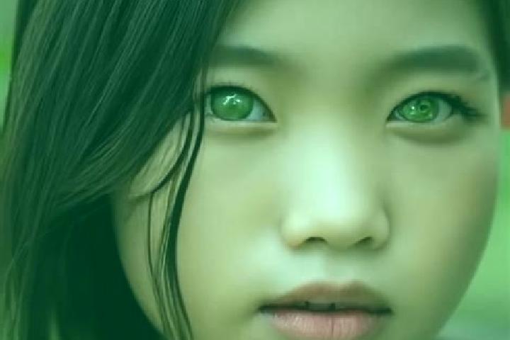 Eleanor, 35, a red green-eyed asian companion based in Quillebeuf-sur-Seine. Offering CIM, Duos, Prostate Massage. Available for incall and outcall, overnigh...
